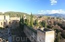 Европу проскочили транзитом, но не побывать в знаменитой Альгамбре попросту не смогли.