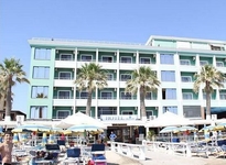 Vivas Hotel