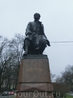 Памятник Ломоносову был открыт в 1986 году к 275-летию со дня рождения М. Ломоносова. Памятник расположен рядом с главным зданием Государственного университета ...