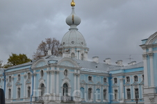 Музейно-автобусная экскурсия «Соборное кольцо» знакомит с шедеврами духовного, архитектурного и художественного достояния Русской Православной Церкви. Гости Петербурга, впервые посетившие наш город, с