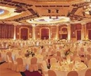 Фото Habtoor Grand Hotel