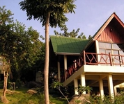 Amstardam Bar & Stone Hill Resort