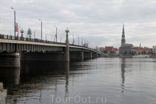 Каменный мост в центре Риги