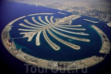 Искусственный остров Пальма Джумейра, Дубай, Объединенные Арабские Эмираты
Всего несколько десятков лет назад Дубай был небольшим поселением с несколькими ...
