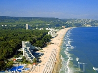 Панорама на отели и пляжи Албены