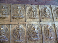 Асан базар.Непал.Катманду
Асан Базар - древний исторический, культурный, религиозный и торговый центр долины Катманду.
Украшения на храме