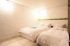 Guri Hotel Lexy