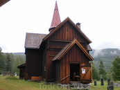Одна из деревянных церквей Норвегии