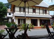 Villa Somphong