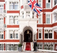 Фото отеля St. James's Hotel And Club