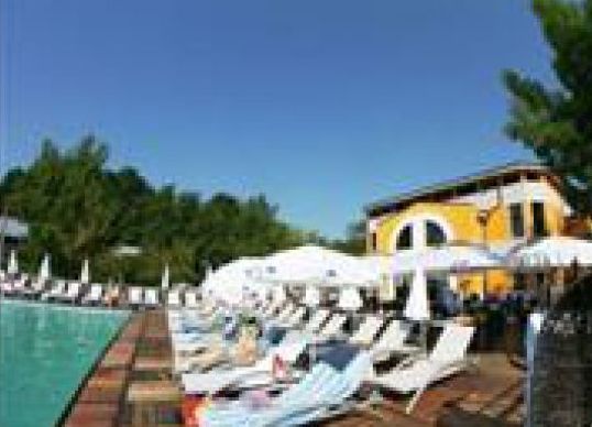 Hotel Baia Rosie Resort