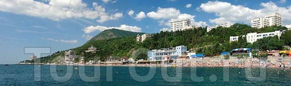 Славутич, Алушта