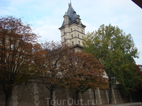 Париж
