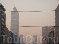 Утренний Милан в тумане