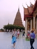 Сзади меня Бирманский Храм