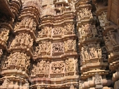 Изображения на храме Кандарья-Махадева.