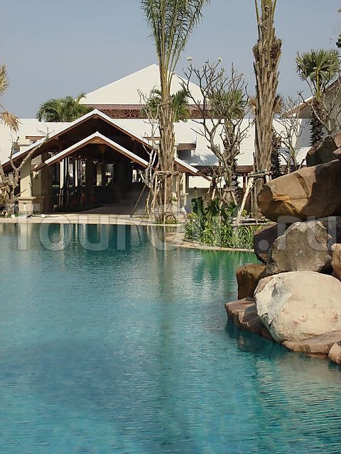 Ravindra Beach Resort and Spa