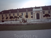 Дворец Шенбрунн, фонтан.