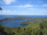 Вид на Veliko Jezero и остров Sv.Marija с пика Montokuc