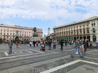 Первый полный день нашего путешествия мы решили посвятить Миланскому собору. Доехали на метро до станции с одноименным названием Duomo и вышли на огромную ...