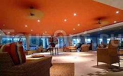 Holiday Inn Sunspree Resort