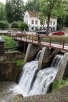 Этот водопад будет повыше, но поуже