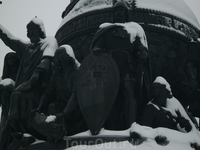 Фрагмент памятника 1000- летие России