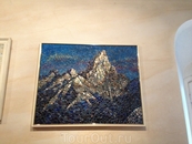 картина из пуговиц на одной из выставок Сигулды
