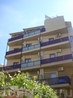 Фото Leonidas Hotel & Apartments