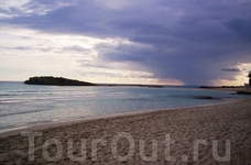 Нисси Бич
самый красивый пляж Кипра