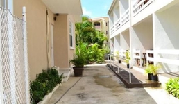 Bonanza Apartments