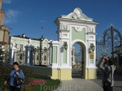 Территория Кремля. Здание Президентского дворца
