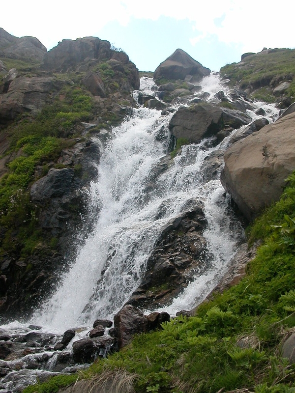 Ущелье и водопад Терскол