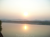 закат на Иравади