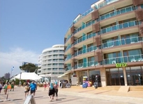 Briz Beach Hotel (Бриз Бич Отель)