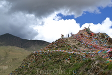 Дворец Юмбулаганг Дворец Юмбулаганг