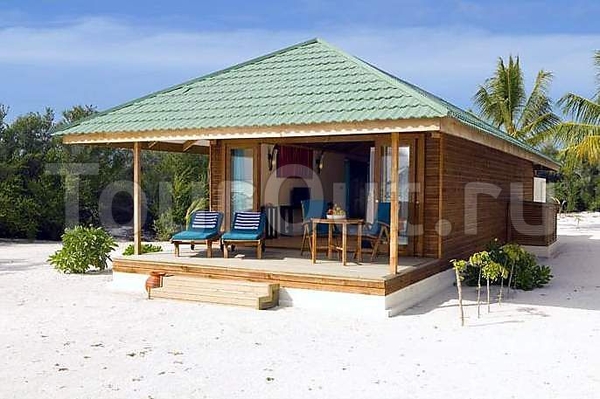 J Resort Handhufushi