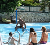 Джин в аквапарке Джин в аквапарке