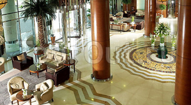 Al Murooj Rotana Hotel & Suites