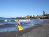 Пуэрто де ля Крус. Плайа Хардин - пляж с черным песком вулканического происхождения.