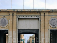 Городские ворота Путирьял