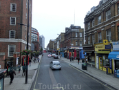 Так выглядят улицы Лондона со второго этажа автобуса. Мы направились на Пикадилли.
