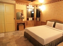 13 Coins Resort Bangna