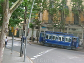 весёленький синий трамвайчик