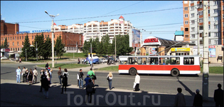 ул. Энтузиастов (ДК "Салют" и ТЦ "Москва") - юго-западный район города