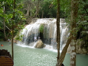 Водопад в парке Эраван.
