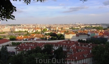 Панорама Праги из Пражского Града