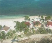 Blackbird Caye Resort