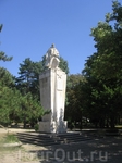 Памятник русским солдатам в центральном парке Каварны