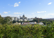 Из Parque del Oeste открывается прекрасный вид на королевский дворец и Собор Альмудены.